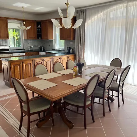 Sandor-villa *