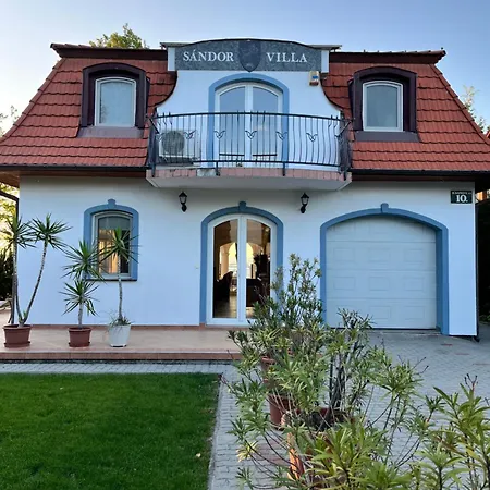 Sandor-villa Villa *